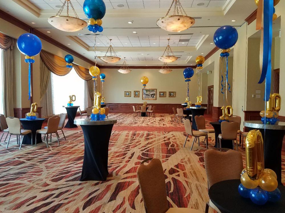 3ft balloon and orbz centerpieces