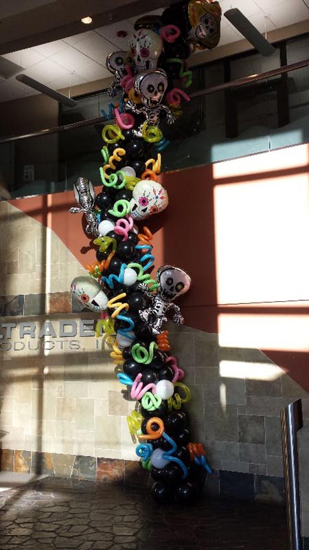 Day Of The Dead balloon sculpture